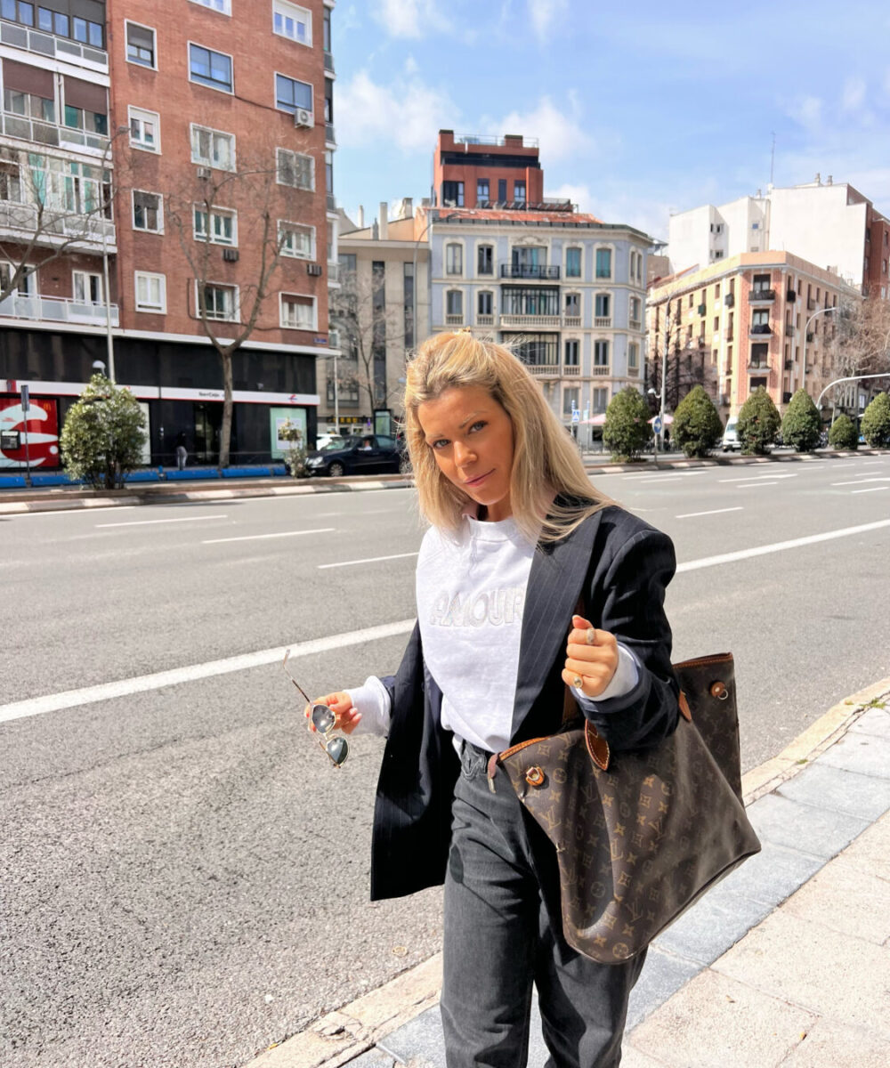 Alternative view of Sudarera Amour