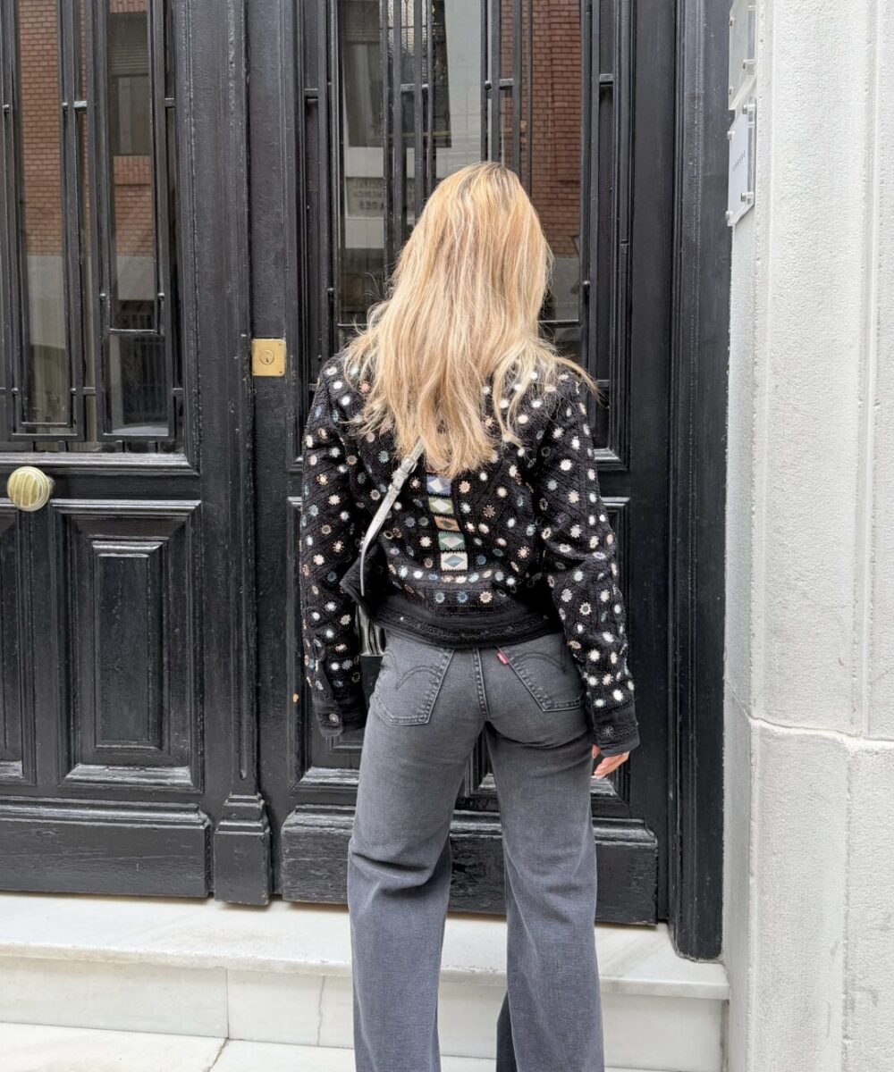 Alternative view of Cazadora Mirrors